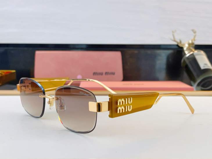 Picture of Miu Miu Sunglasses _SKUfw80915025fw